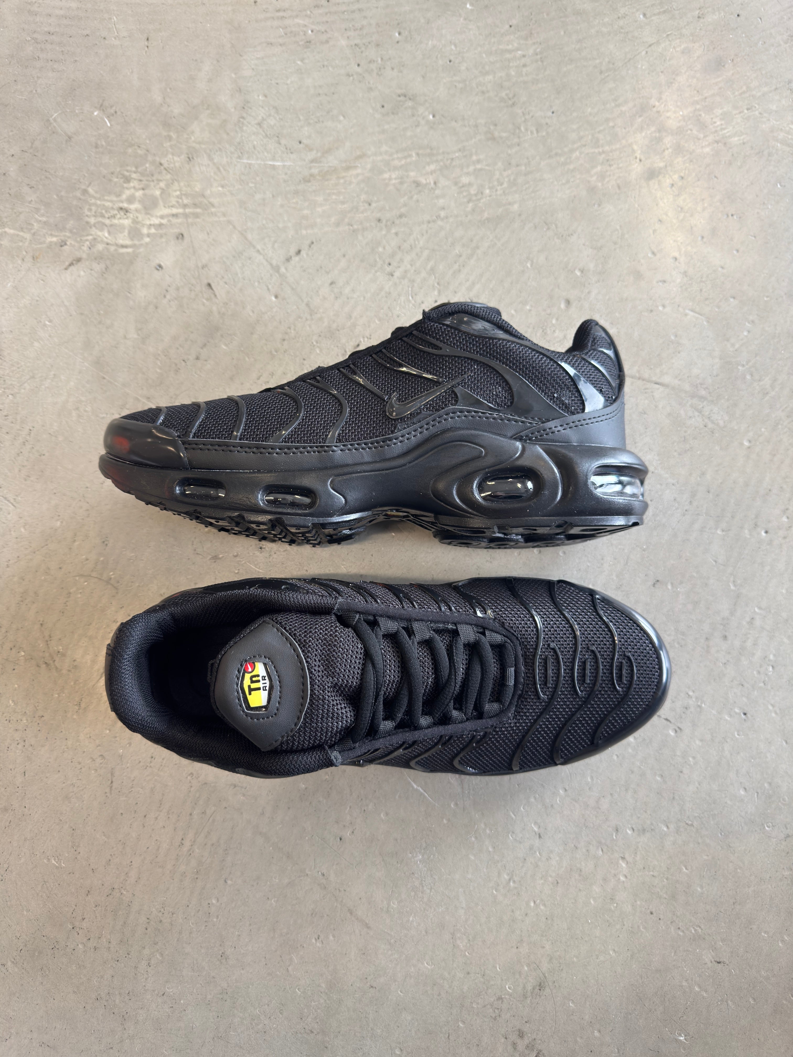Nike Air Max TN siyah