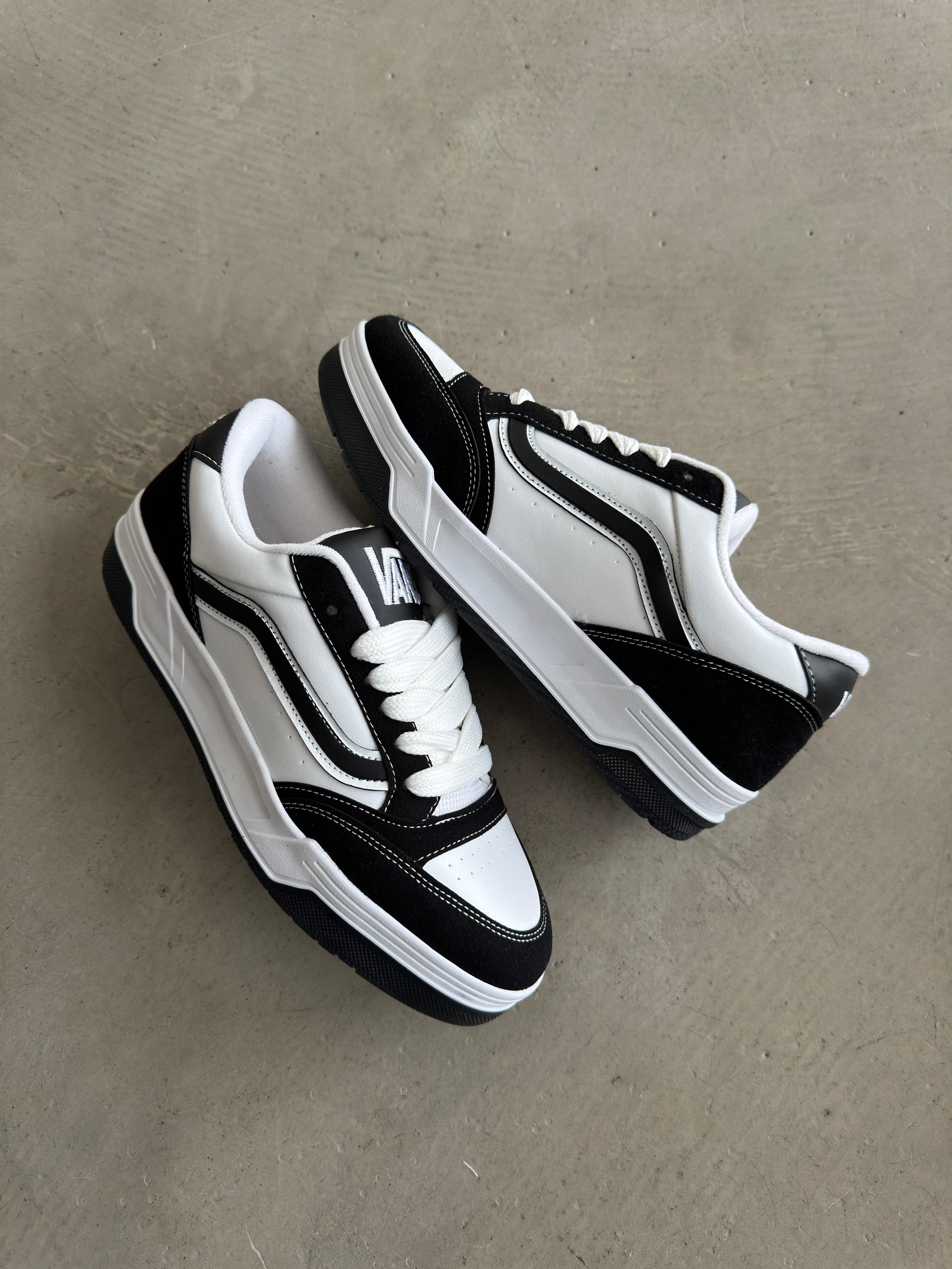 Vans Siyah Beyaz Sneakers
