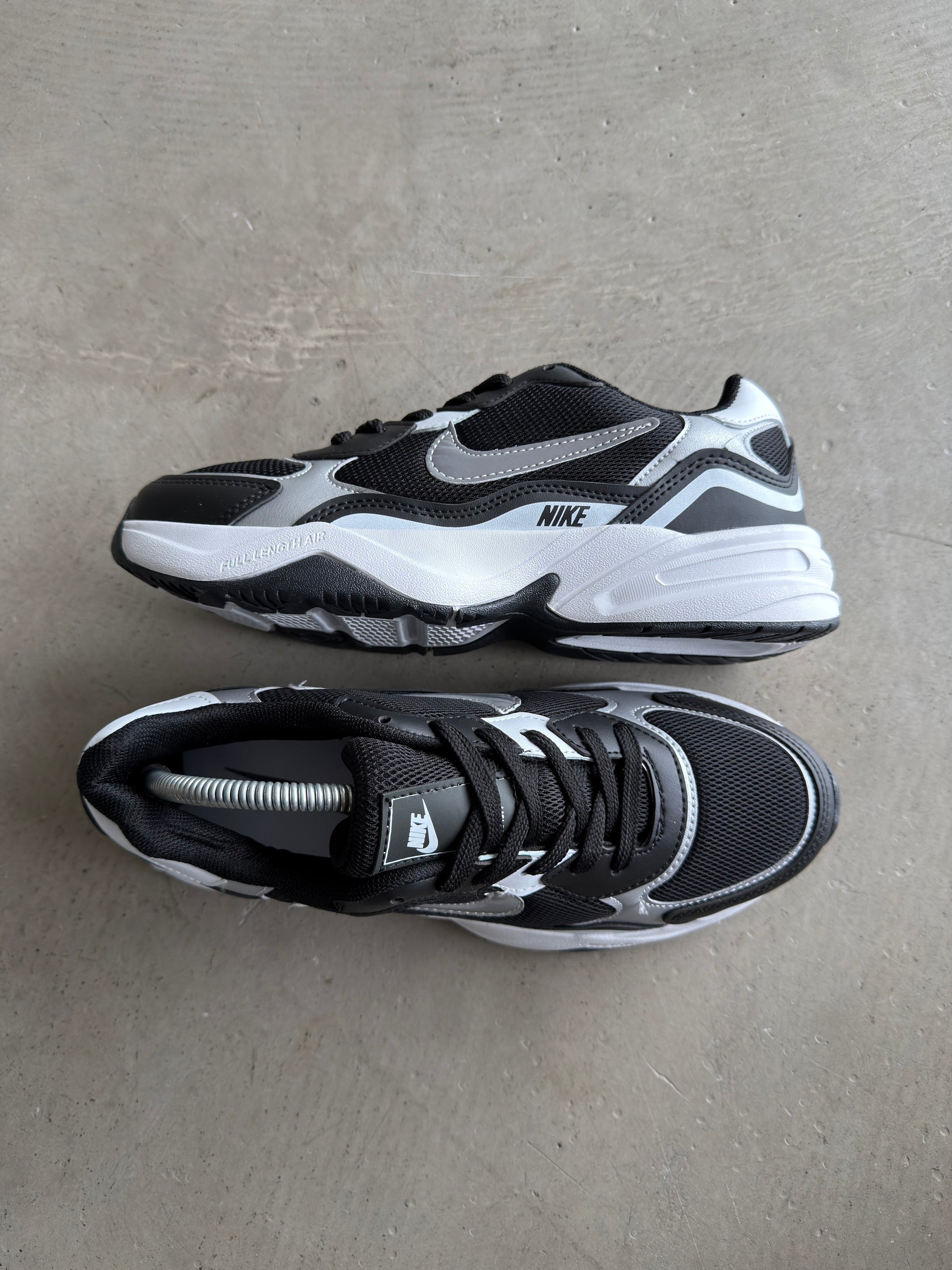 Nike Air Monarch Siyah