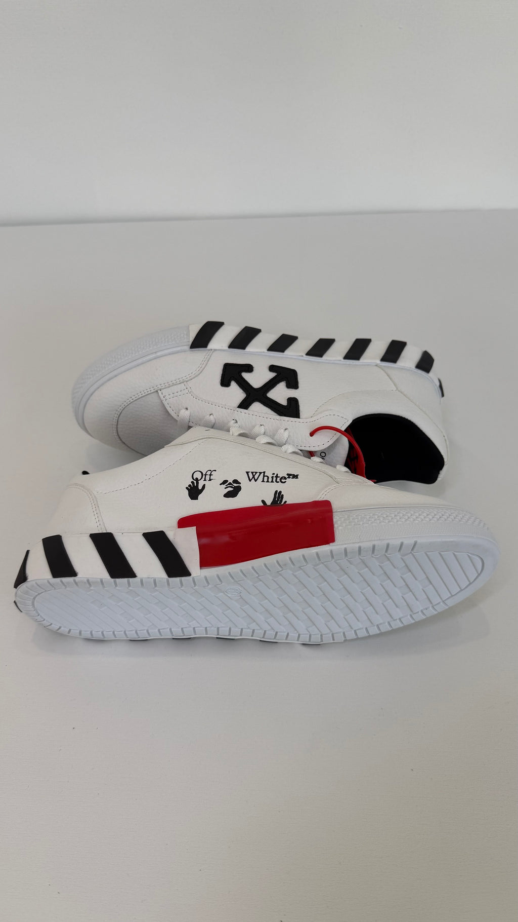 white off beyaz