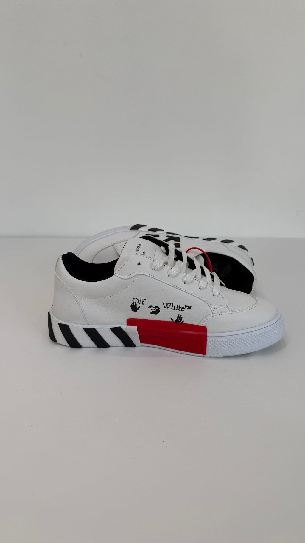 white off beyaz